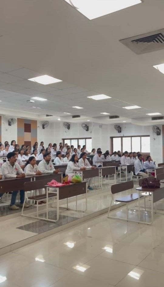 #5th_National_Pharmacovigilance_week
#17to23_September_2025
#NPW2025
Theme:Your Safety, Just a Click Away: Report: to PvPI
#Inaugural session started with activities.
Graced by- Dean &amp; Principal, RA, HODs of various Depts. 🏣
Hosted by- HOD &amp; Dept. of Pharmacology.
💐Congrats 👍