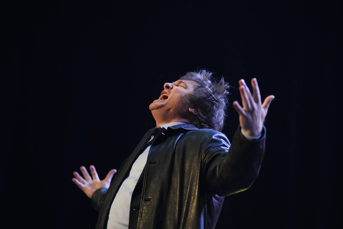 🔴#CNNRadioTucuman | <a href="/JPSchinello/">Juan Pablo Schinello</a>, analista político. "Está bastante golpeado el gobierno nacional después de las elecciones en Buenos Aires. El gobierno quedó sin salida política". +