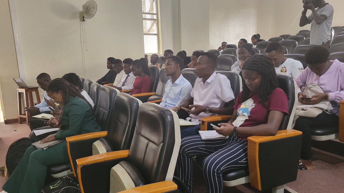 GayoUganda's tweet image. Kicking off the #GreenSkills &amp;amp; Green Jobs Public Lecture at Makerere University!

A day of learning, inspiration, and dialogue on sustainability and youth opportunities is underway.

#GreenSkills #GreenJobs #MakerereUniversity #Sustainability #EcoClubs