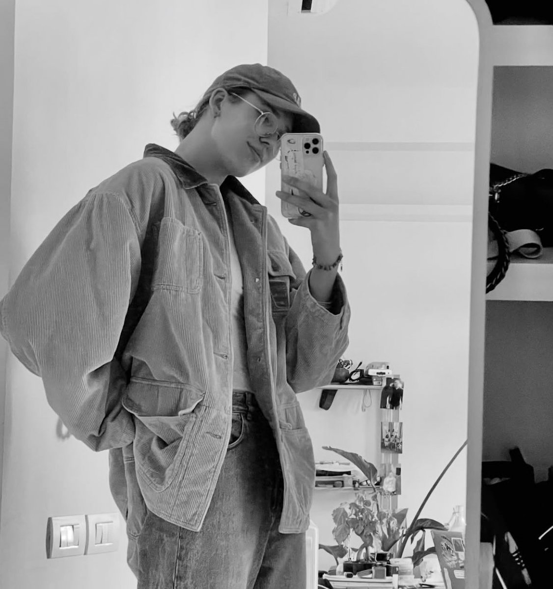 lukudiess's tweet image. como eu amo as fotos no espelho