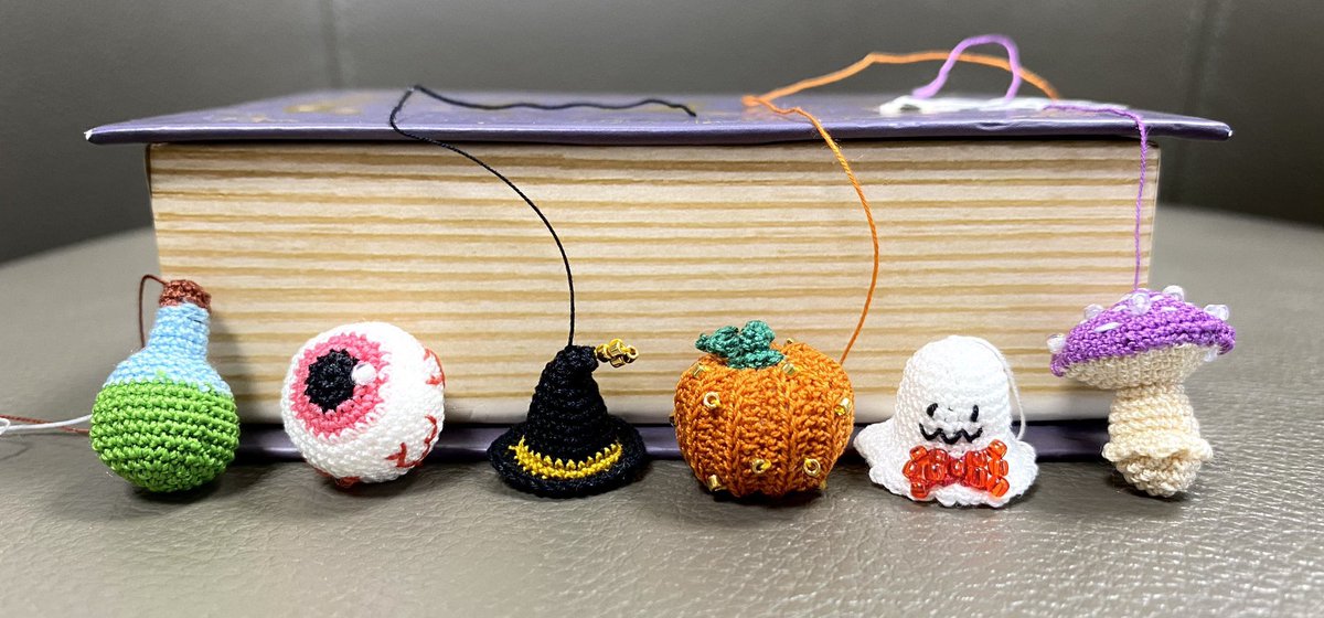 blackgumkmkm's tweet photo. こんな子達だよ🎃✨
大きさ2cm程!
#microcrochet
#ハンドメイド好きさんと繋がりたい
#かぎ針編み https://t.co/47Y7pHJHAZ