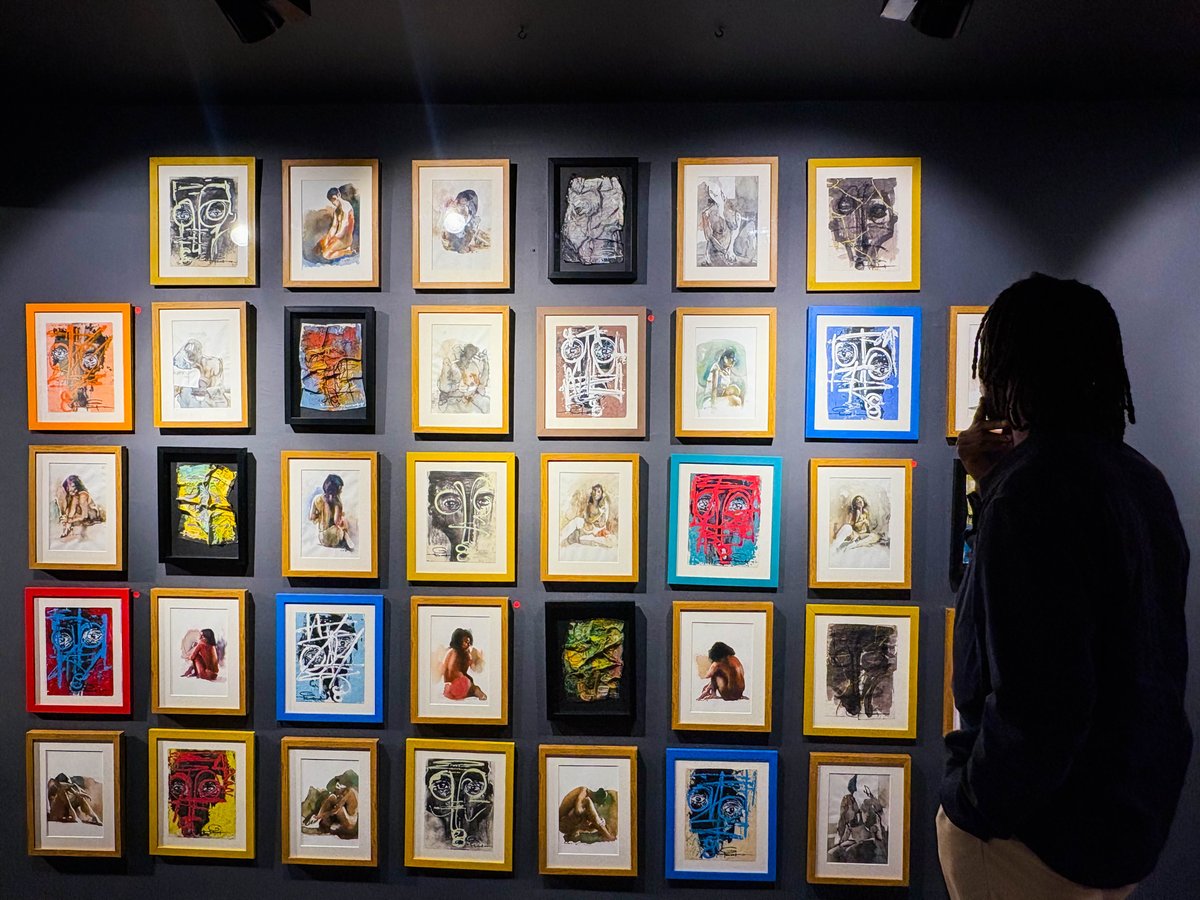 'Ebb &amp; Flow' at The Art Cadre Gallery brings together <a href="/DennisOnofua/">Dennis Onofua</a>  &amp; Nosawema Ayela-Uwangue in a study of life’s cycles.

Good days. Bad days. Change. Continuity.
This show reminds us: life happens in ebbs and flows 🌊

📸: @24thregen 
🔗almanakmedia.com/journal/ebb-an…