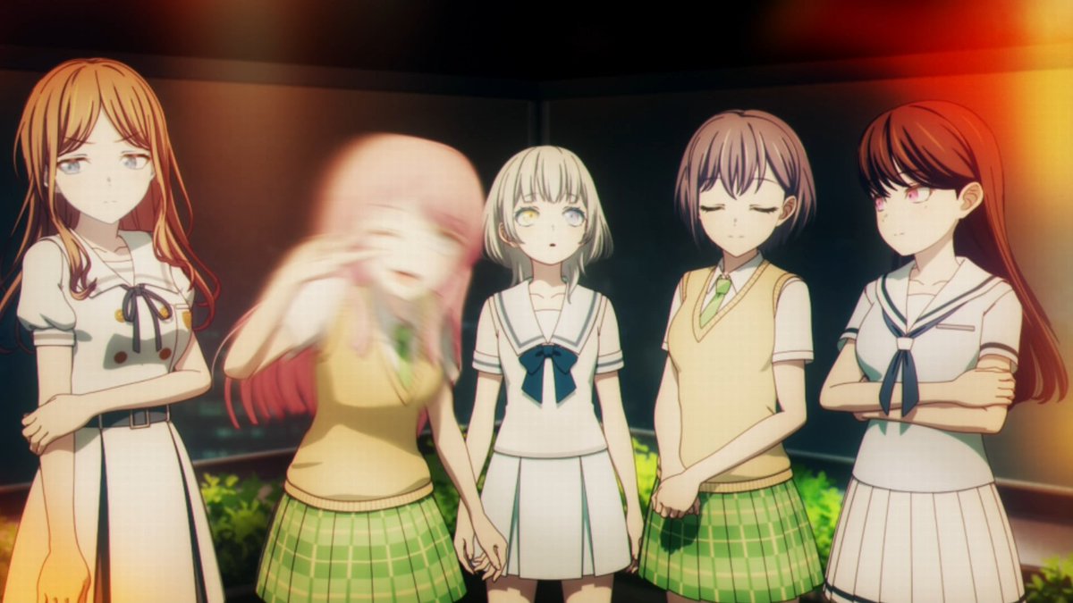 ここのアニメのオマージュシーンほんと好き
しかもみんなで写真を確認するのも