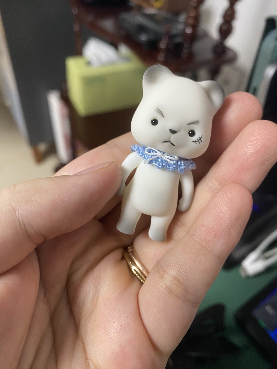 칭구 인형이 가프 닮았더…
눈썹이랑 흉터위치랑 색상이랑 그냥 가프임 🫨🫨🫨🫨!!!!!