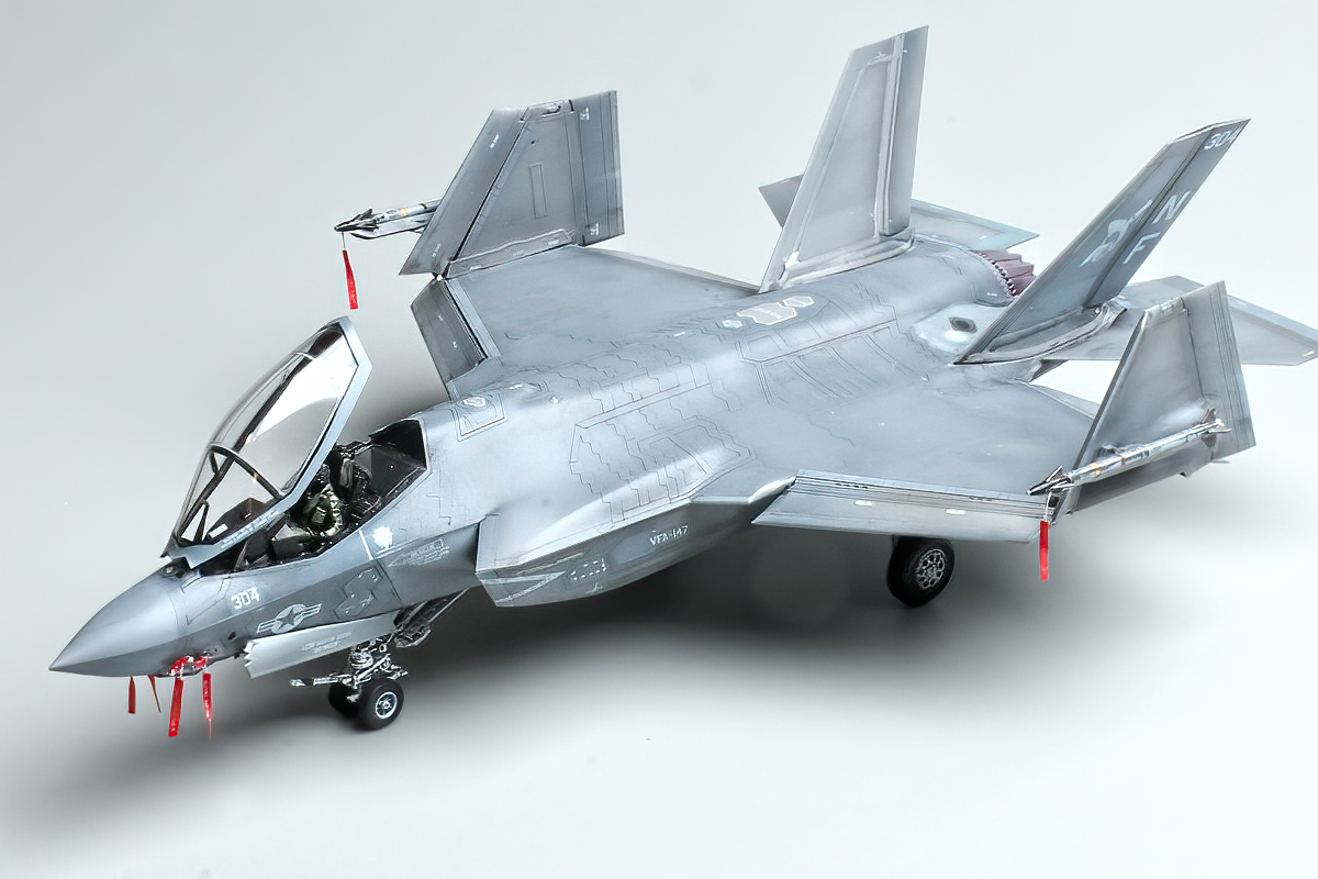 glassgirlmaker's tweet image. Tamiya F35C 1/72　完成記念画像1
#scalemodel #airplane #3dprinting