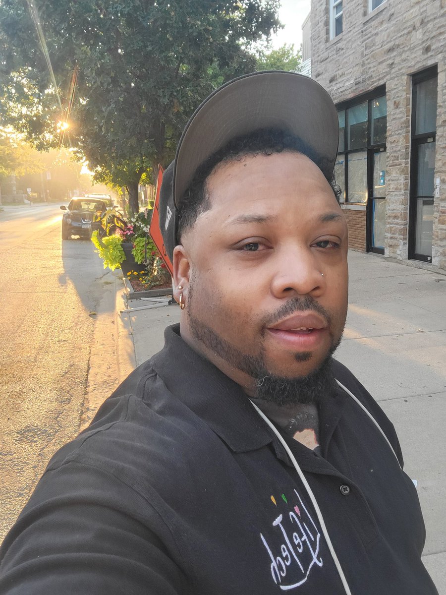 PurpleMusic83's tweet photo. Good morning, Every1 https://t.co/qYMXqowuEC