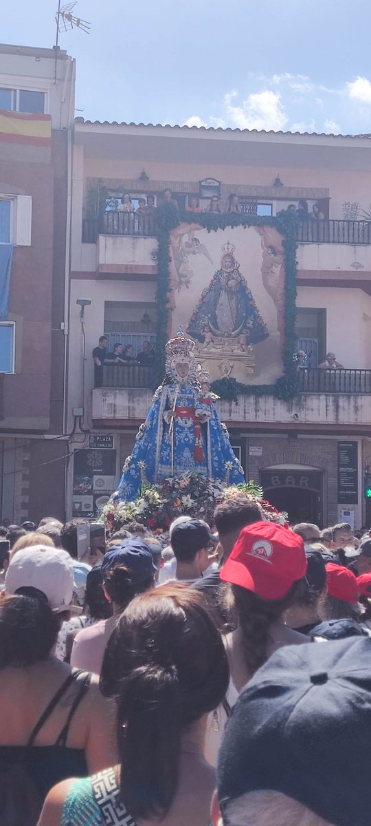 <a href="/ferminnegre/">🪔 Fermín Negre 🎏</a> Bonita reflexión, Páter.
Que Nuestra Madre, la Virgen de la Fuensanta. Patrona de Murcia, le proteja y le cuide. 🙏
La imagen es de la Romería de ayer.