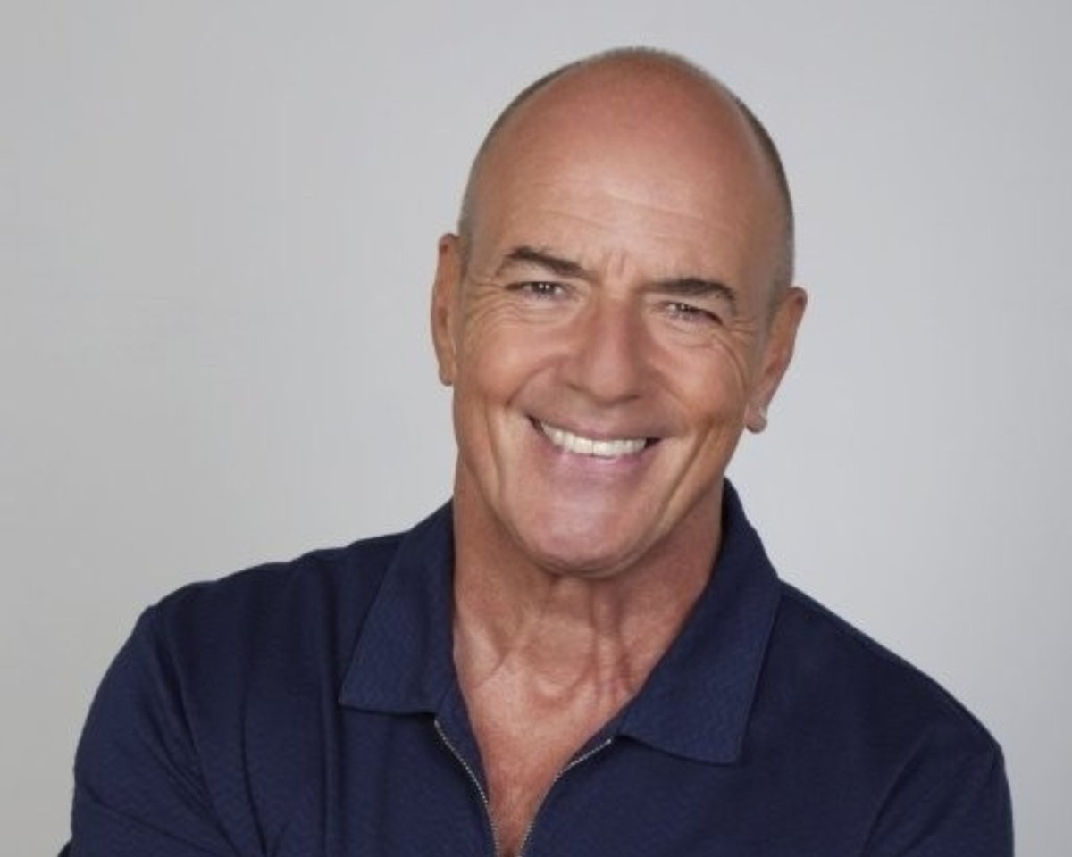 'Go West - We Close Our Eyes, And Other Stories'

The fantastic <a href="/peterjohncox/">Peter Cox 💙</a> heads to #Dudley Town Hall on Sat 14 Nov 2026. Get in early and grab your Meet &amp; Greet or Premium tickets! 🎤 🤩

🎟️ boroughhalls.co.uk/peter-cox-go-w…