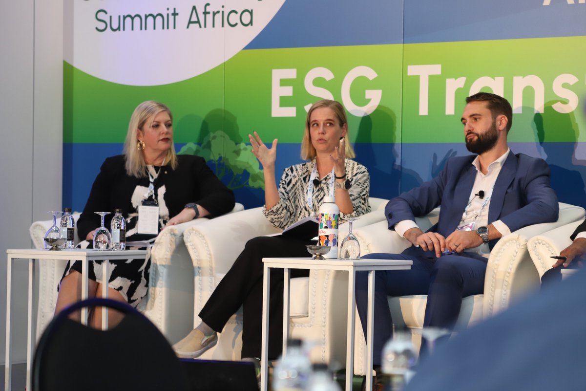 SmartProcure's tweet image. More highlights from #SSA2025! Liesl De Wet (Unitrans) led a powerful discussion with Leon Naidoo (LSF), Meghan King (BMA) & Senne Vanderstraeten (Ecovadis) on industrial decarbonisation, energy-efficient manufacturing & collaboration to accelerate SA’s green transition.