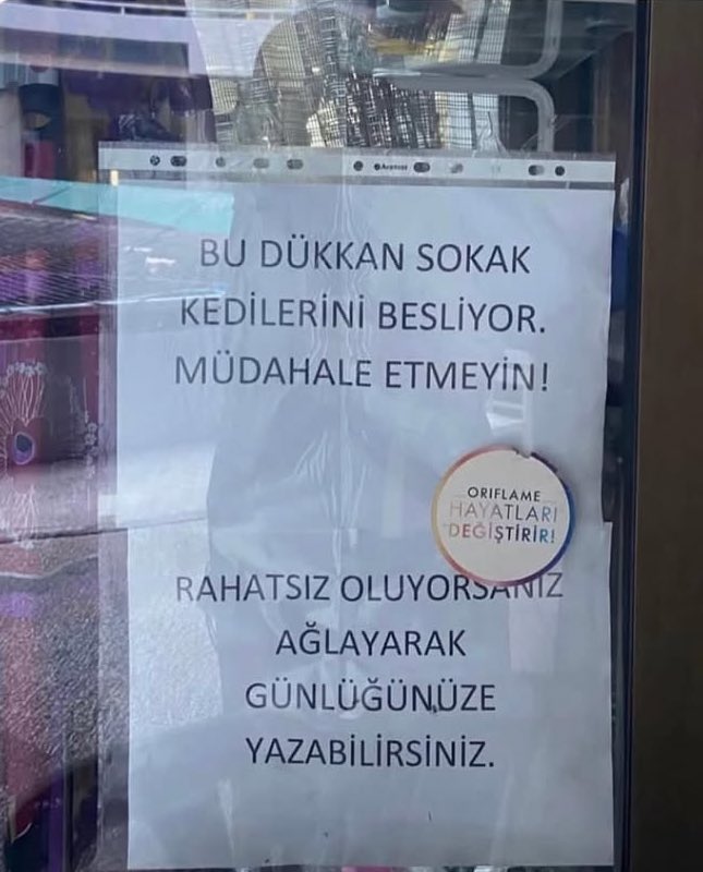 Rahatsız oluyorsanız ağlayarak günlüğünüze yazabilirsiniz çünkü para bu işletmenin kalbinden büyük değil ❤️