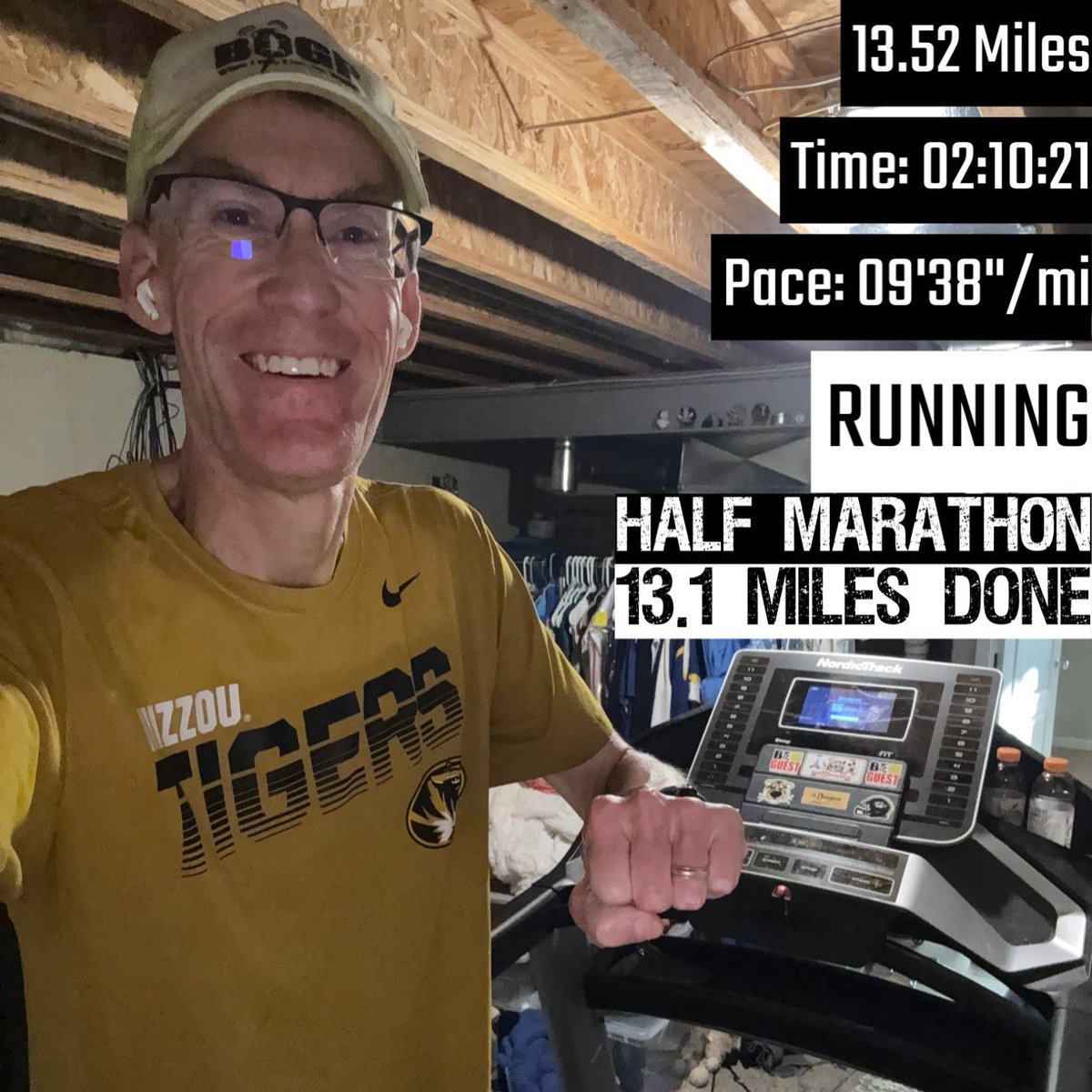 BeOurGuestMike's tweet photo. 13.52 mile run, .5 mile walk! Half Marathon Wednesday! Big Podcast Day too! #runDisney #WDW #Disney #Disneyland #WaltDisneyWorld #BOGPLizards #BOGP #DopeyChallenge #DopeyToDumbo #DumboDoubleDare #CoastToCoast #running #LizardUp @BOGP_Lizard #podcast #Florida #marathon #Apple #ShotOniPhone