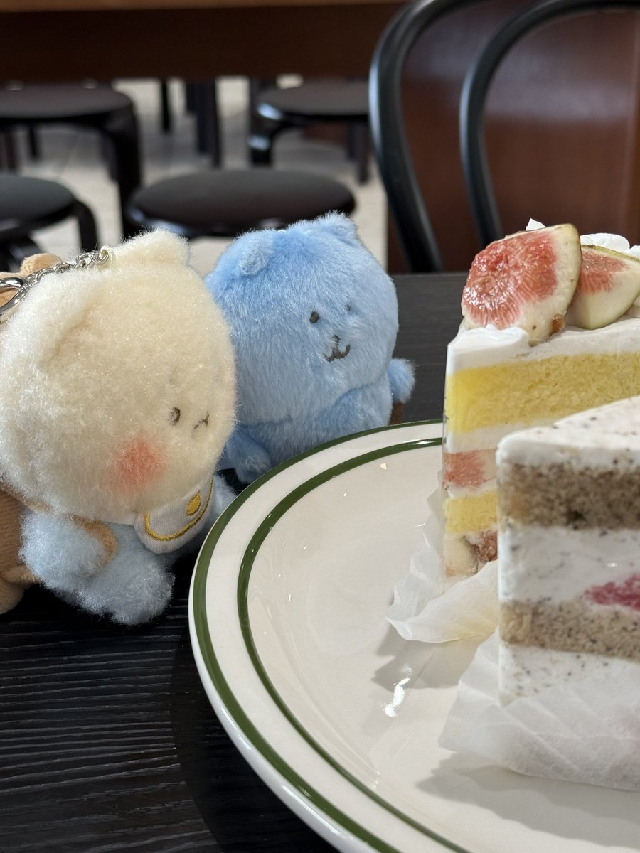 한국한정 농담곰 양도 받아요…
말차도… 대만곰도… 
이 계정이 제일 활발해서 남깁니다😭
제 귀여운 아가들도 좀 봐주세요……