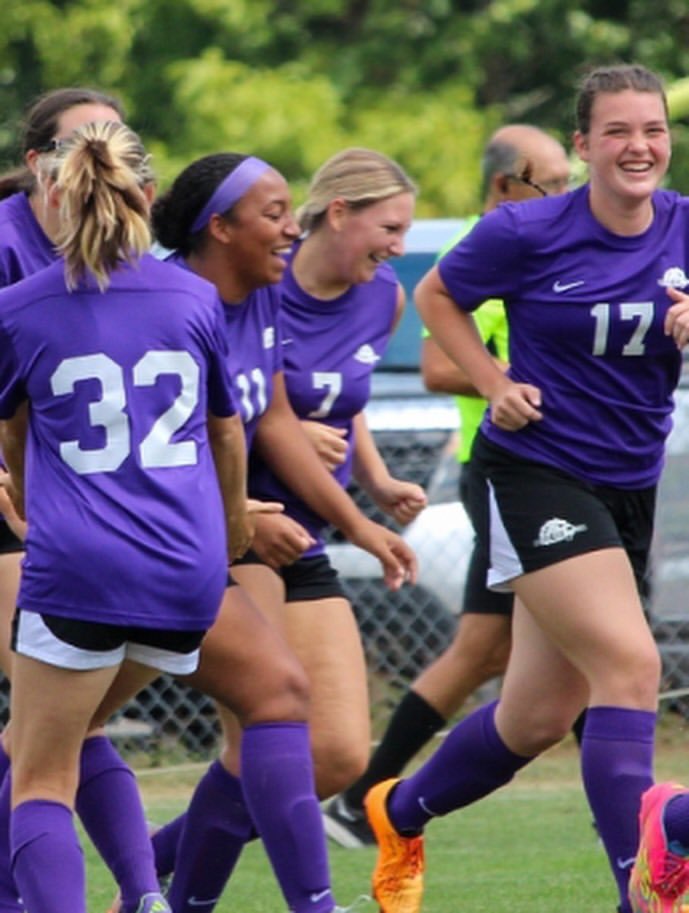 Happy birthday to sophomore, Defender Amarie!!