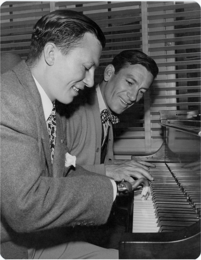 Alison Macor tweet media