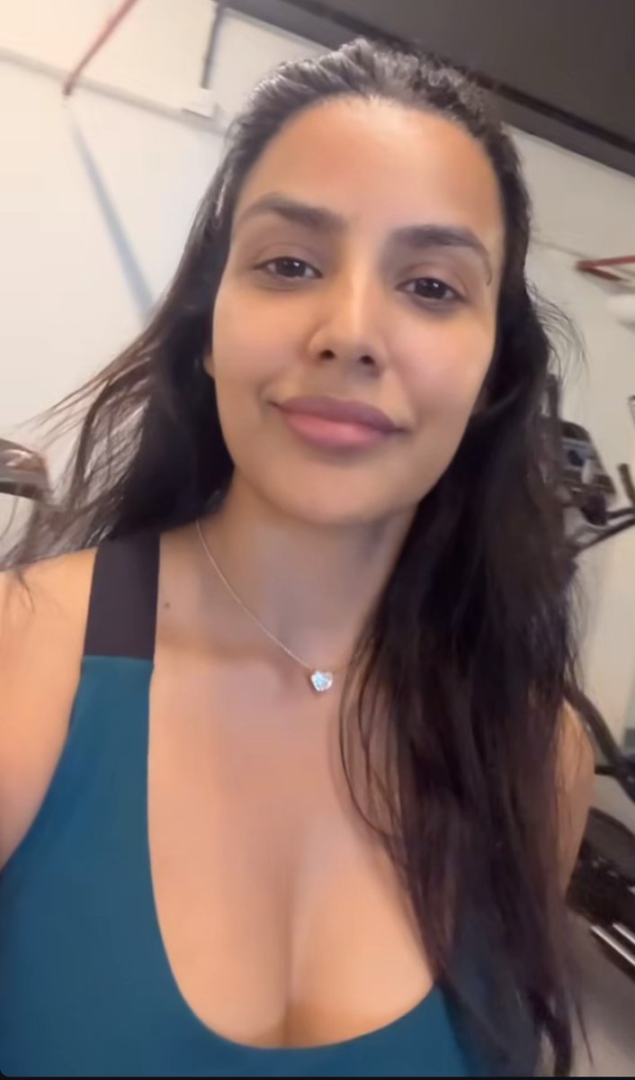 gill_to_kill's tweet image. #PriyaAnand 👑
#HappyBirthdayPriyaAnand 
#HBDPriyaAnand