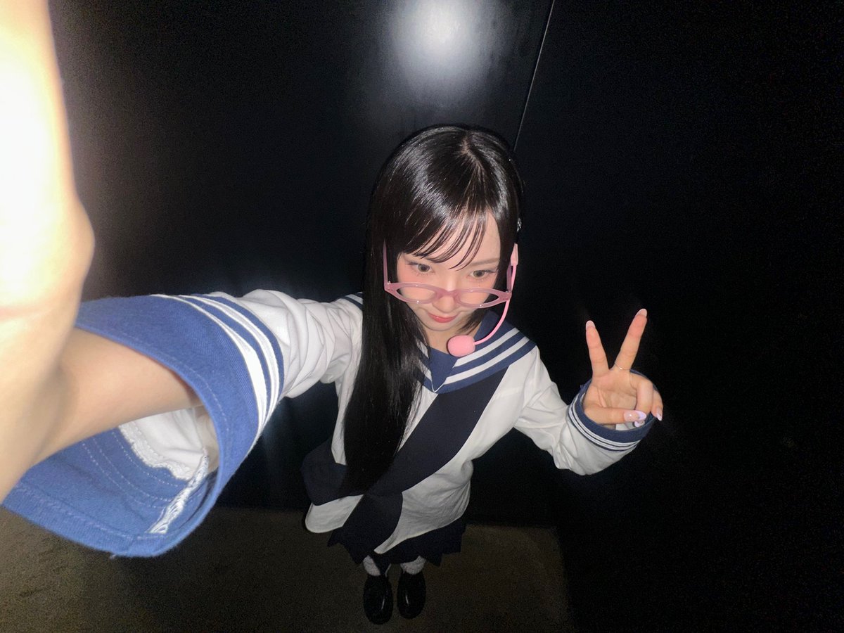 UNIS_offcl's tweet image. 👓✨

#UNIS #유니스 
#YUNHA #방윤하