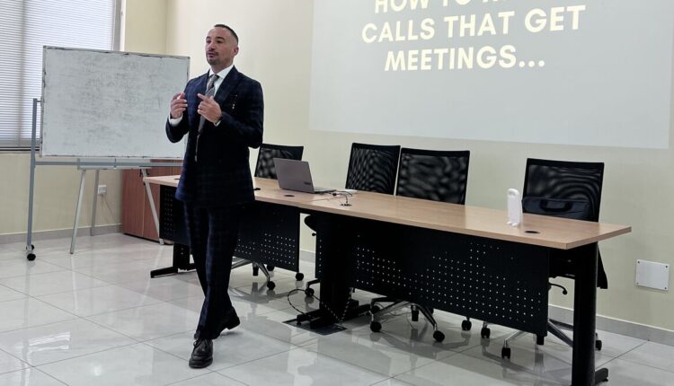 almorakebgroup's tweet photo. الأردن: النسر العربي للتأمين تنظم جلسة ضمن ورشة “Sales Talk” التدريبية
https://t.co/cF7qWbeaIQ

نظمت شركة النسر العربي للتأمين جلسة كانت ضمن ورشة “Sales Talk” التدريبية، والتي تتكون من عدة جلسات ..

#jordan #insurance #reinsurance #tpa https://t.co/dmjQNu9Q5o