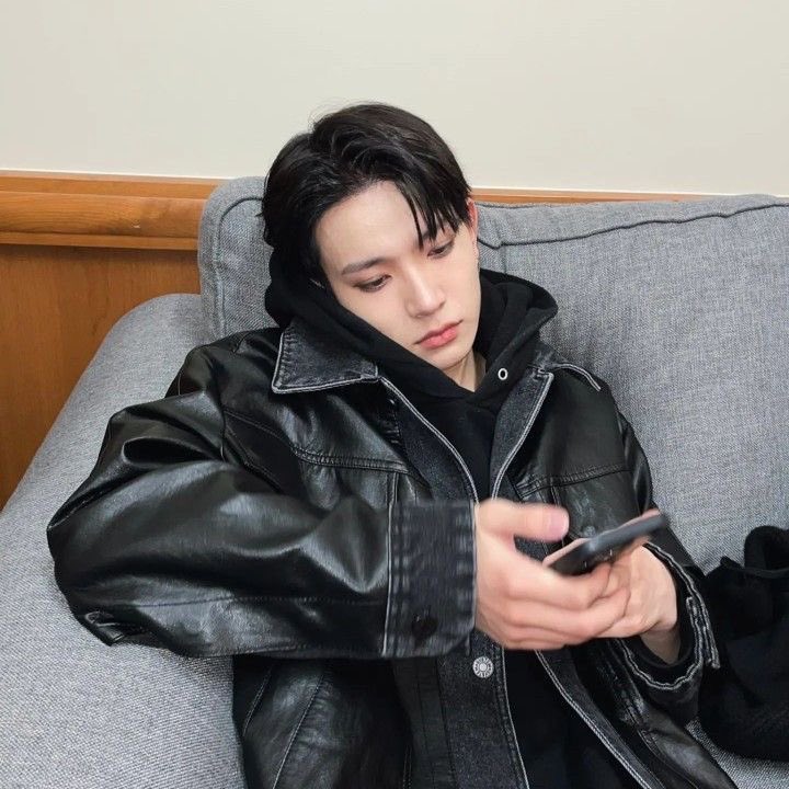 :trial relationship

a heeseung few tweets au