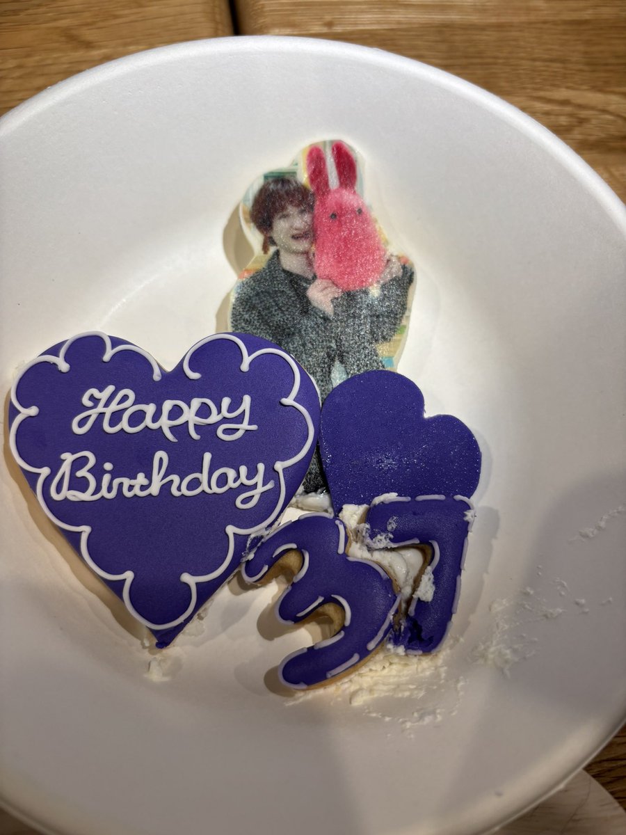 #花子くん放課後ラジオ  楽しかった〜！
緒方さんと沢山お話できて嬉しかったなぁ！

誕生日のお祝いもしてもらえましたっ(^o^)

ケーキの俺、顔色悪すぎてめっちゃ笑った〜(^o^)笑