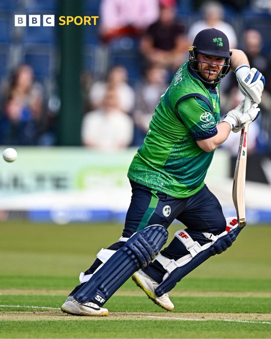 A very solid powerplay from the Ireland batters against England in Malahide. 🍀💪