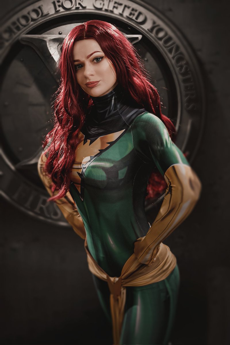 Костюмированный Интроверт tweet media