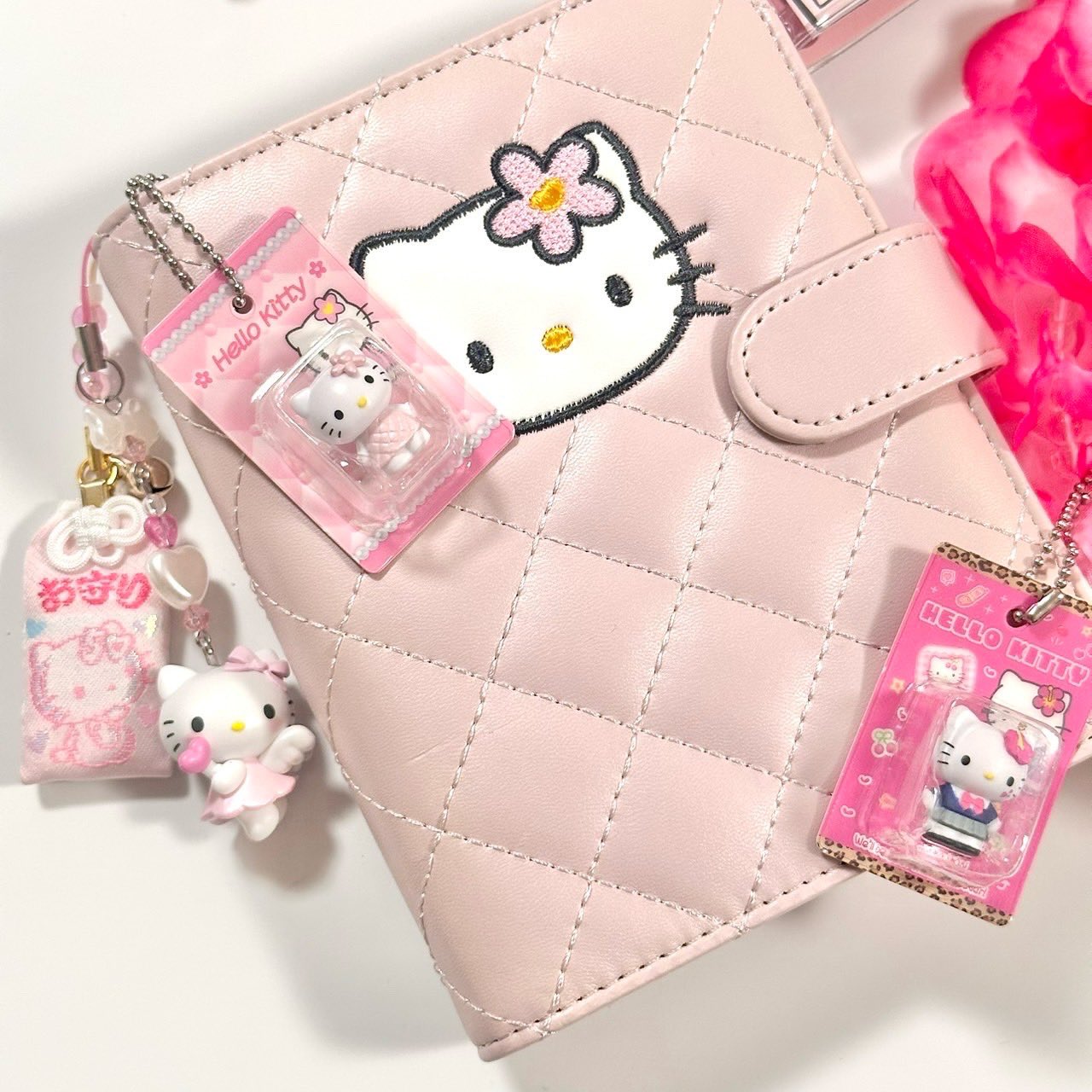 早い者勝ち♡レア♡入手困難♡ピンク♡姫系♡リズリサ キャミソール♡ハローキティ 早い者勝ち♡レア♡入手困難♡姫ギャル♡ロリータ♡ピンク♡姫系