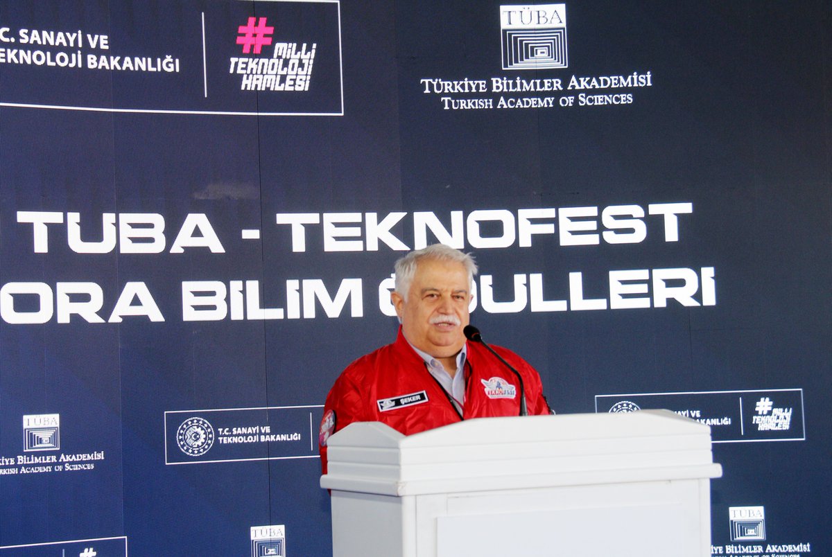 #TÜBA-TEKNOFEST Doktora Bilim Ödülü sahibi bilim insanlarına sertifikaları Sanayi ve Teknoloji Bakanı Mehmet Fatih Kacır tarafından takdim edildi. 🚀

<a href="/teknofest/">TEKNOFEST</a> #TEKNOFEST2025