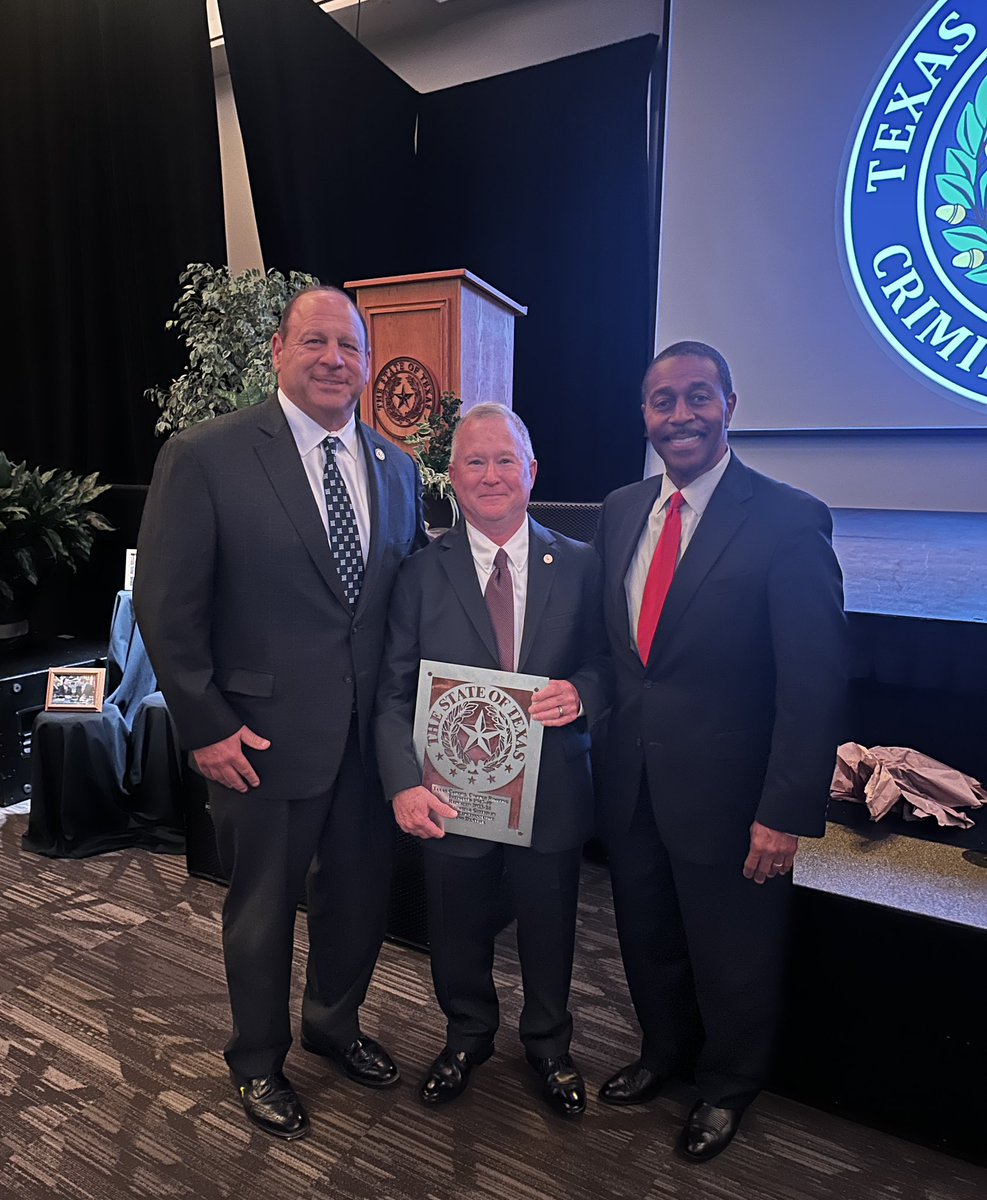 Mano DeAyala (@manoforstaterep) on Twitter photo Celebrating Bryan Collier’s exemplary 40-year career with the Texas Department of Criminal Justice and a well deserved retirement. Remarks from Gov. <a href="/GregAbbott_TX/">Greg Abbott</a> , Lt. Gov. <a href="/DanPatrick/">Dan Patrick</a>, Mayor <a href="/whitmire_john/">John Whitmire</a>, Justice Wainwright and many others described well the servant leader I Celebrating Bryan Collier’s exemplary 40-year career with the Texas Department of Criminal Justice and a well deserved retirement. Remarks from Gov. <a href="/GregAbbott_TX/">Greg Abbott</a> , Lt. Gov. <a href="/DanPatrick/">Dan Patrick</a>, Mayor <a href="/whitmire_john/">John Whitmire</a>, Justice Wainwright and many others described well the servant leader I