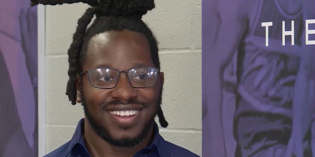 University of Mary tweet media