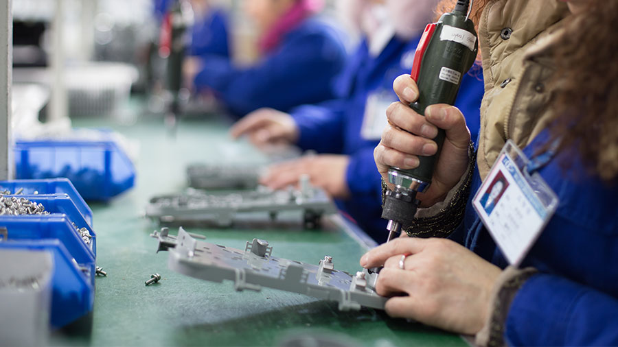 UPDATE: Trump’s tariffs hit #USChina trade hard—down 14.4% in Jan–Aug 2025, with exports falling 15.5%. The US now ranks 3rd behind #ASEAN &amp; the #EU, while China offsets losses via strong growth in ASEAN, India &amp; Africa.

Follow for more insights ⤵️
ow.ly/l0km50WXisS