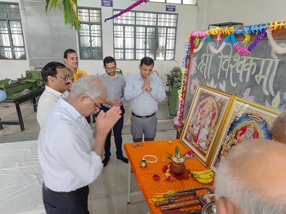 Institute of Engineering and Technology, Lucknow tweet media