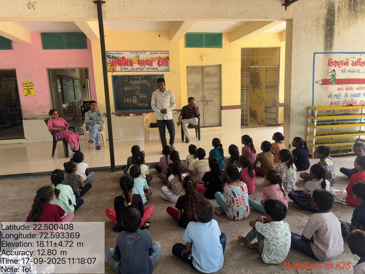 WSDGujarat's tweet image. Under the ‘Swachhata Hi Seva’ and ‘Poshan Maah’ campaigns, the @WSDGujarat commenced the first day with office and surrounding area cleaning. 
#PoshanMaah2025
@jaljeevan_ @CMOGuj  @PMOIndia @MinistryWCD