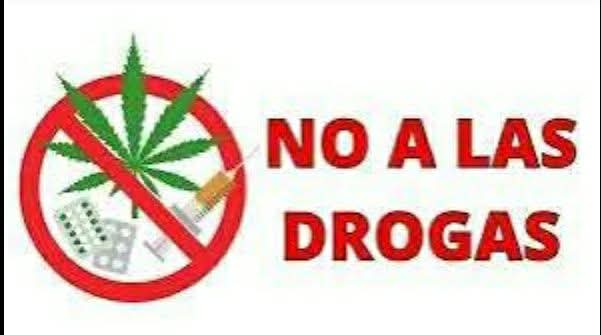 Un mundo es mejor y saludable sin drogas. <a href="/IlsyCabrera/">Ilsy Cabrera Borrero</a>, <a href="/CubaMined/">MINED</a>, #PalmaSoriano, <a href="/RaulSamon/">Raúl Samón Soto</a>, <a href="/dpestgo/">DGE Santiago de Cuba</a>.