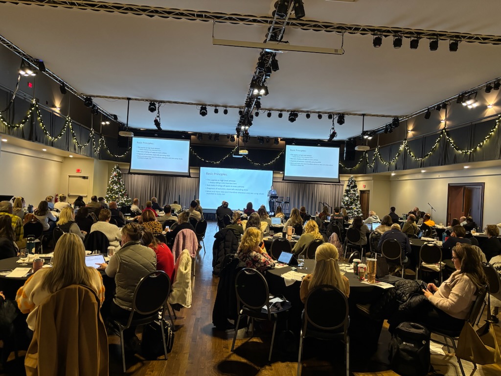 Don’t miss the 29th Annual Heart Lung Vascular Update for the Primary Care Provider on Friday, November 7, 2025. Experts will share the latest in cardiovascular and pulmonary medicine to help you provide the best care for your patients. com.utmck.edu/cme/courses/HL…