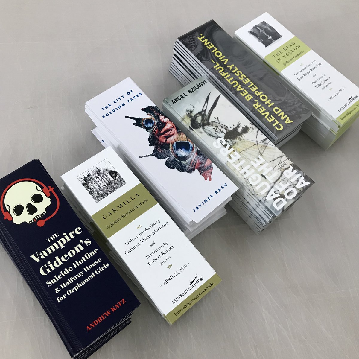 FireballPrints's tweet image. We cracked open the project archive to pull these classics from 2019: custom bookmarks from Lanternfish Press. 

Check out their work at lanternfishpress.com and on IG @lfpbooks. 

#bookmarks #digitalprint #phillyprints #phillybooks #diyforever