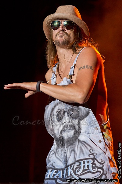 Кид Рок - детский сад и штаны на лямках. 2012г.