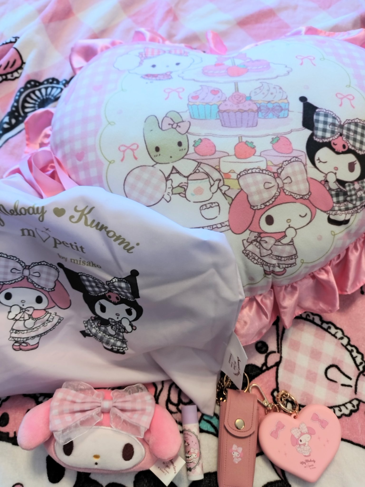 アル✨春爛漫[トイ•プードルファミリーのお花見] かなくま (@tvfhAdrt479DGJ0) / X