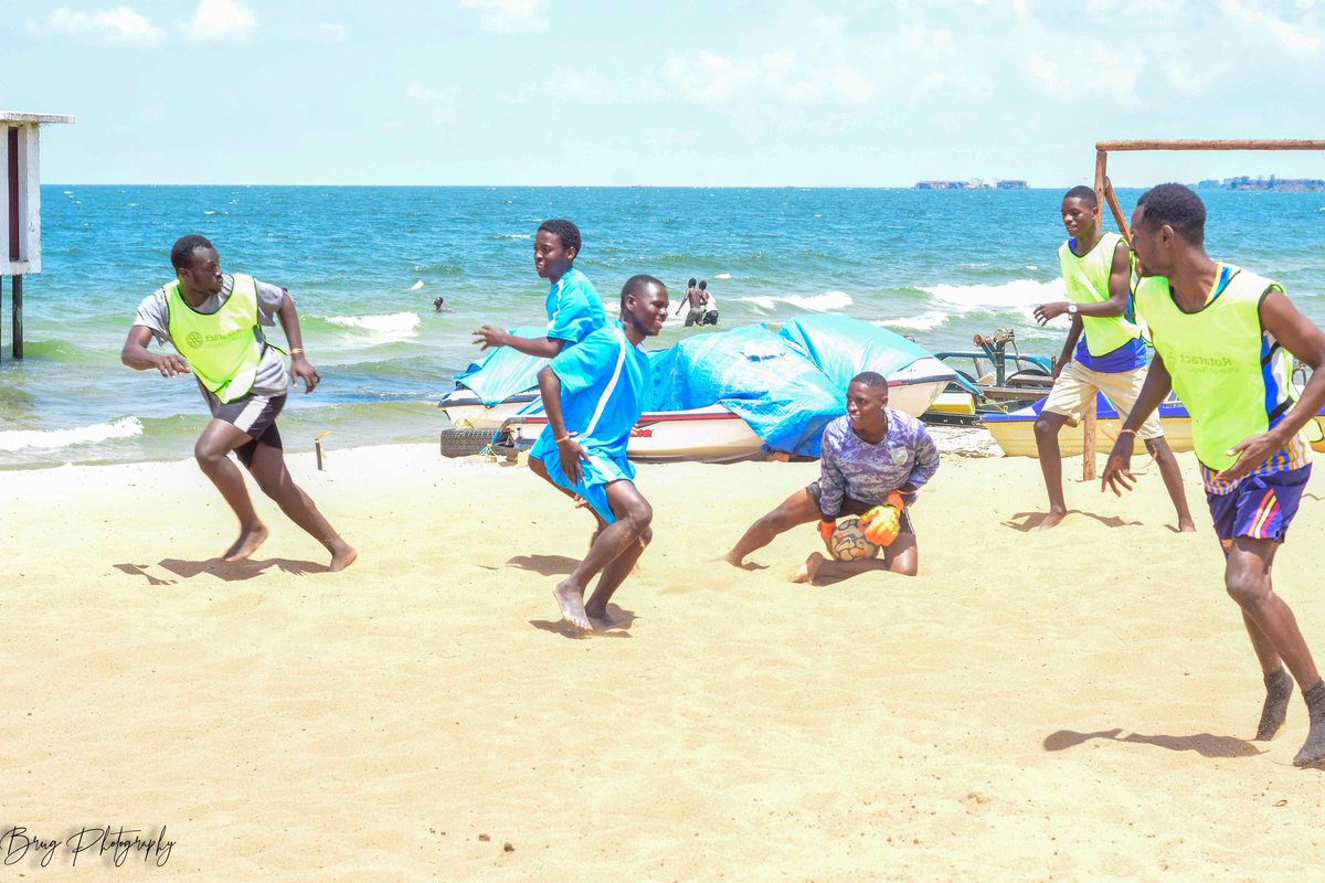 Rotaract Club of Lake Victoria tweet media