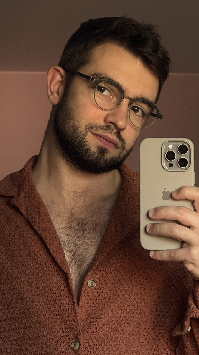 eugen_nolove's tweet image. 11 класс / Сейчас