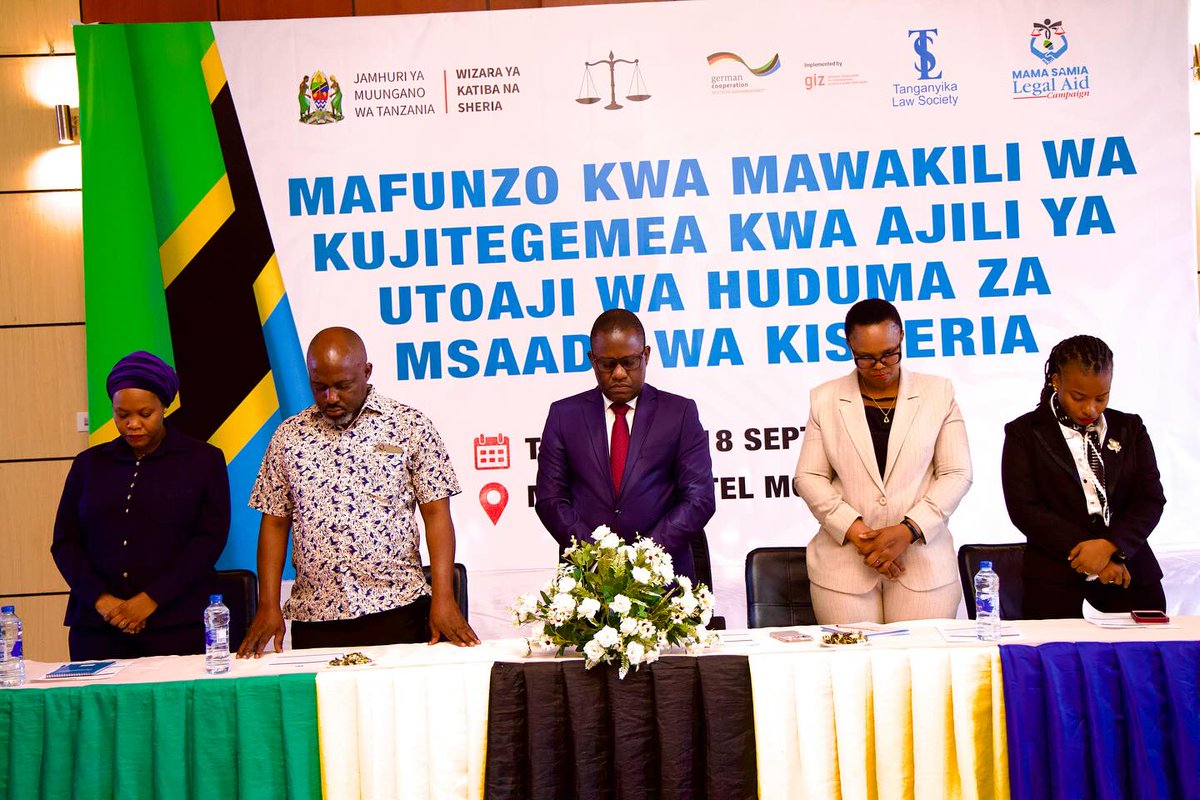 katibanasheria's tweet photo. Kufanya usajili tayari kwa kushiriki ufunguzi wa mafunzo kwa Mawakili wa kujitegemea kwa ajili ya utoaji wa Huduma za Msaada wa Kisheria.
Mafunzo haya yameandaliwa na WKS kwa kushirikiana na Shirika lisilo la Serikali (Shirika la Maendeleo la Ujerumani-GIZ) pamoja na Chama chaTLS https://t.co/8rxd302zoK