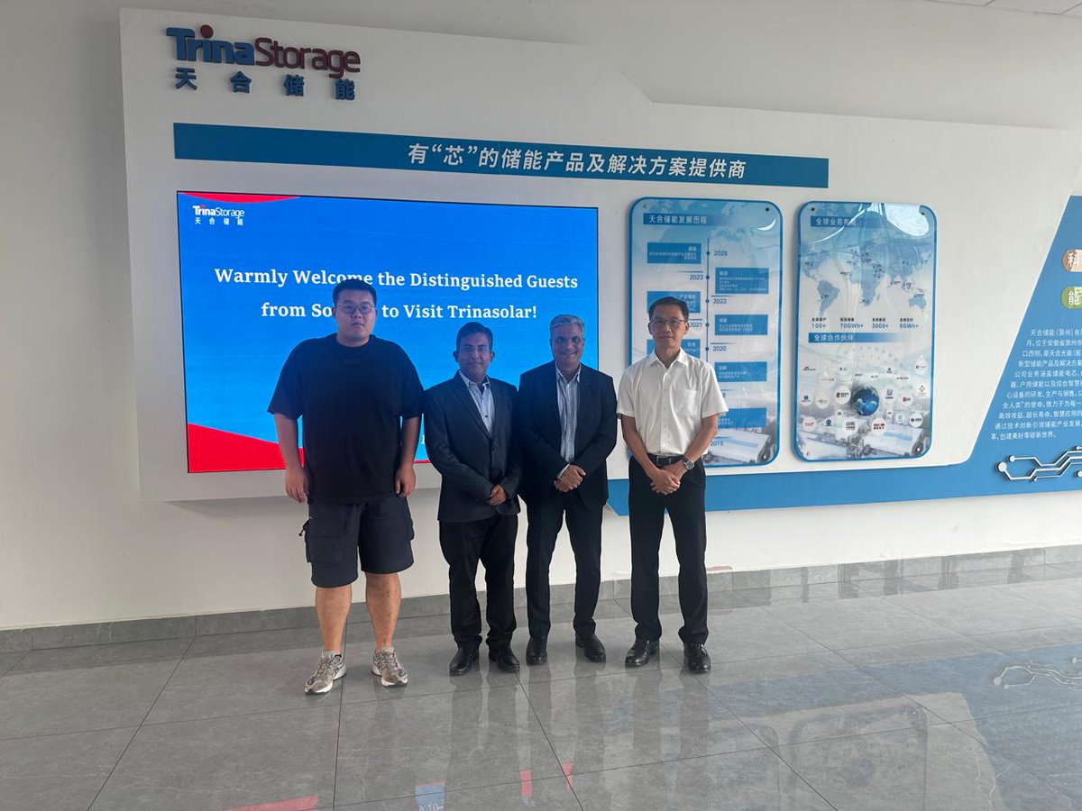 Solar91india's tweet image. To bring the best of global expertise to our projects, our Co-Founders Mr. Sandeep Gurnani and Mr. Saurabh Vyas visited Shanghai, China, exploring world-class BESS manufacturing facilities of Arctech, Trina Storage, Sungrow Power Supply and Narada.

#solar91 #bess #cleanenergy