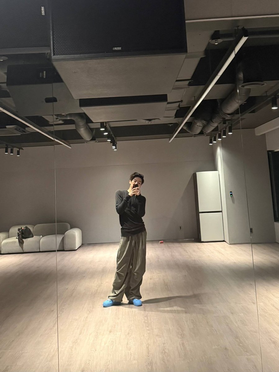 NCT BUBBLE tweet media