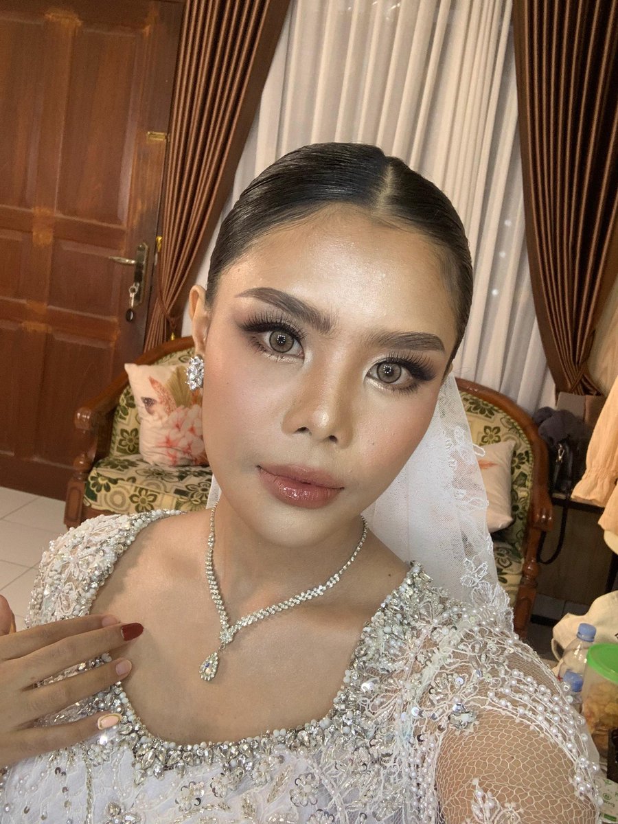 zeroline___'s tweet image. D-day😇