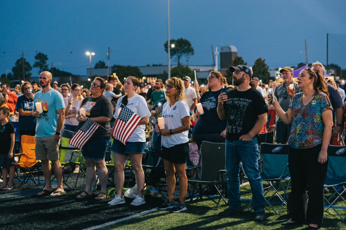 bradjurkovich's tweet image. Incredible night honoring the life and testimony of @charliekirk11 @firstbossier Freedom Fields. Grateful to have served tonight with Moon Griffon, Abigail Dejarnatt, and @coreysmith_116  The Lord is working and a movement is happening for the Gospel.