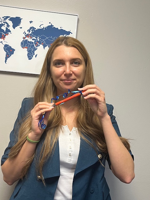 UFCJCGrad's tweet image. Qingyuan and Luna were the first students to receive our coveted "Everyday I'm Dissertatin'" pens! Who is next🥰?