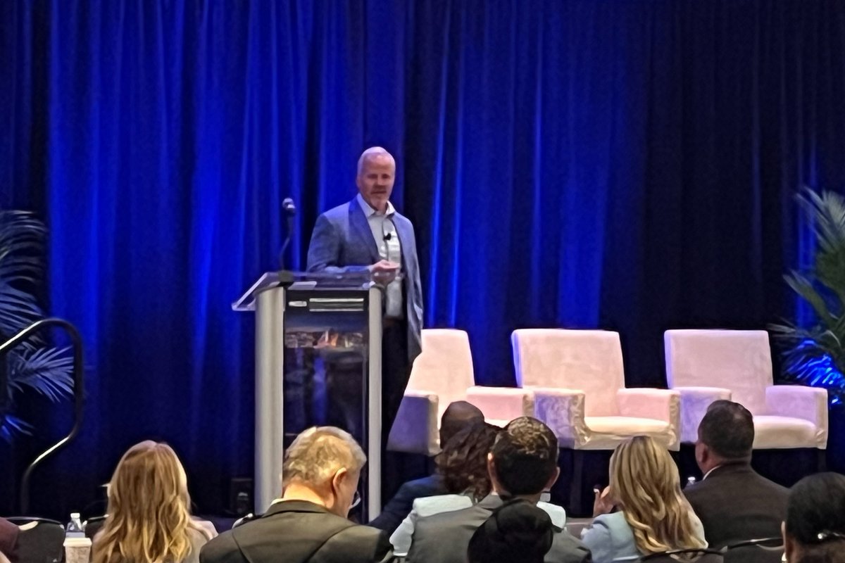 NDC_Inc's tweet photo. Jack Stephens kicking off @HIDAorg at the Opening General Session.
#simpow #streamlininghealthcare25 https://t.co/SDglwrpihB