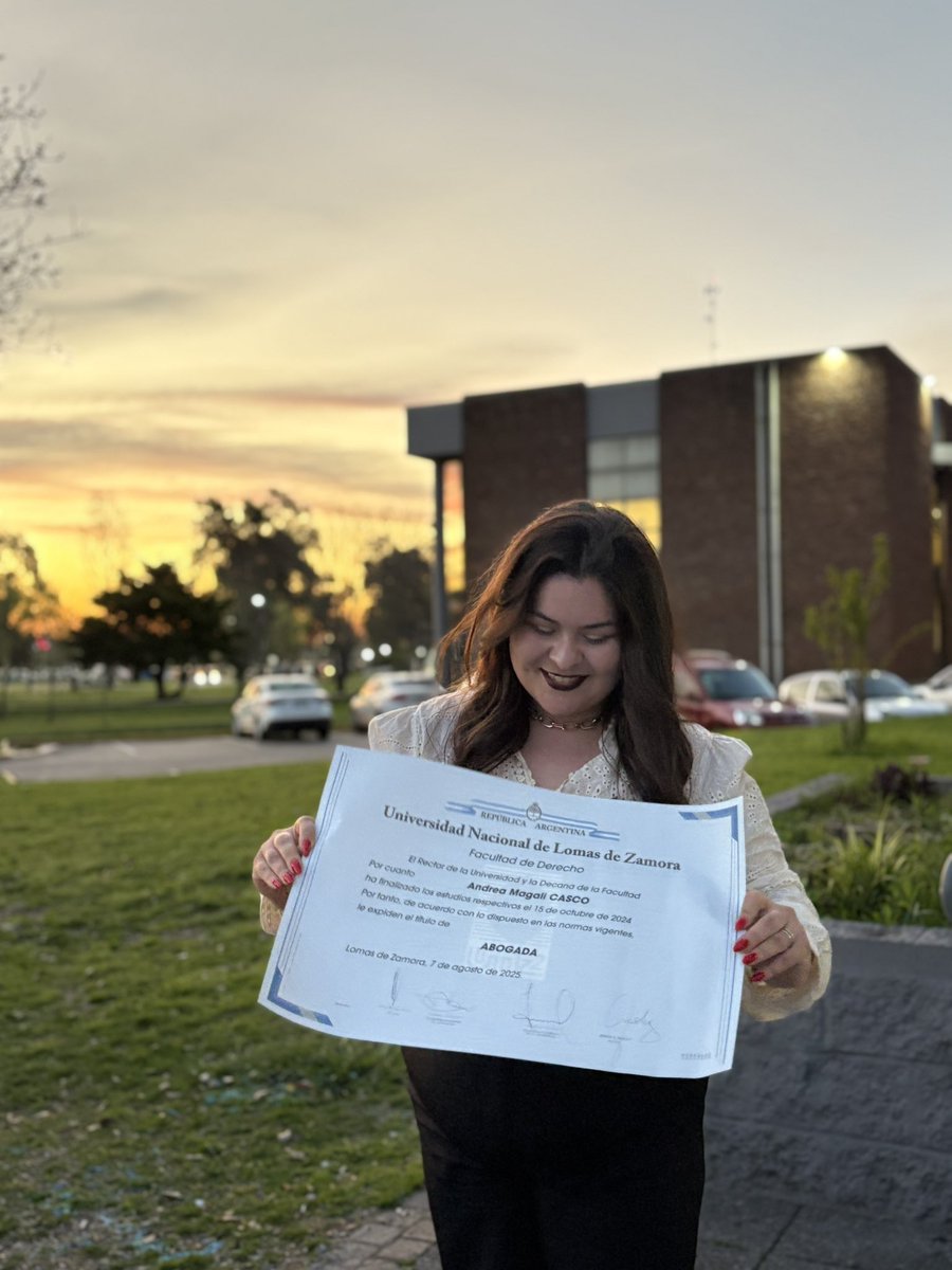 Los sueños se cumplen ✨

legalmente abogada 🤍