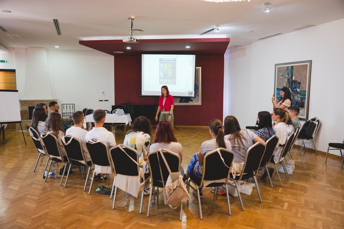 🚀 Kicked off the training for the founding members of the #YouthClimateCouncil this week ☘️

Saving our 🌍 needs more good vibes and well-trained youth with a mission. 🧩💪

We in <a href="/rccint/">RCC</a> Youth Lab are doing our best to turn climate #concerns into climate #actions in #WB6 🤝✔️