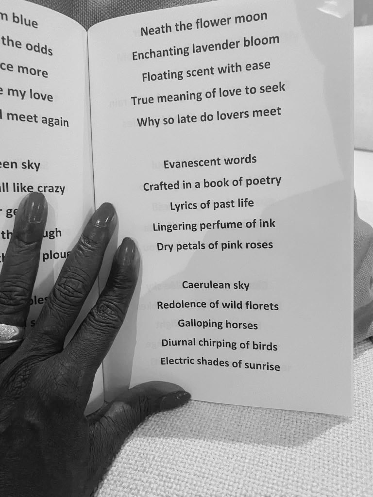 AnitaBacha's tweet image. My Poetry is a perfect #synthesis 
Of the occult and the earthly
A rich and constantly varying
Sustained timbre of a mystic poet
Using Nature and seasons as metaphors
To convey to my readers the only #truth
Love transcends everything else

 #vss365 #prompts #shortpoetry