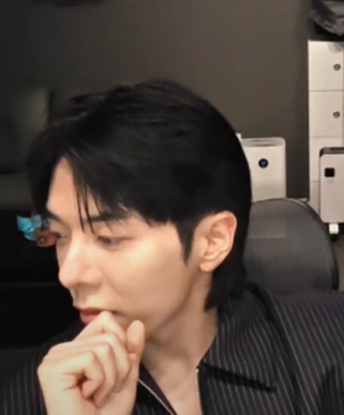 오빠 콧대가🥵